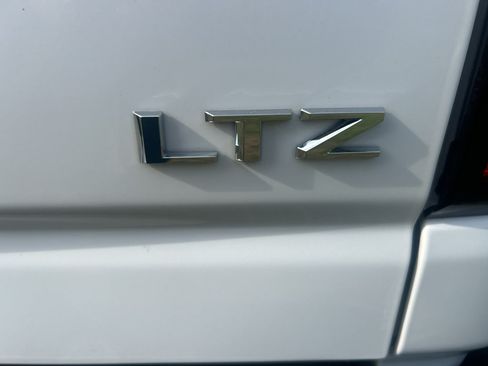 Used 2026 Chevrolet Silverado 2500 LTZ AWD/4WD image 6