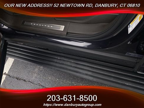 Used 2025 Cadillac Escalade Premium Luxury w/ Touring Package AWD/4WD image 13