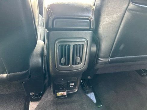 Used 2018 Jeep Compass Limited AWD/4WD image 34