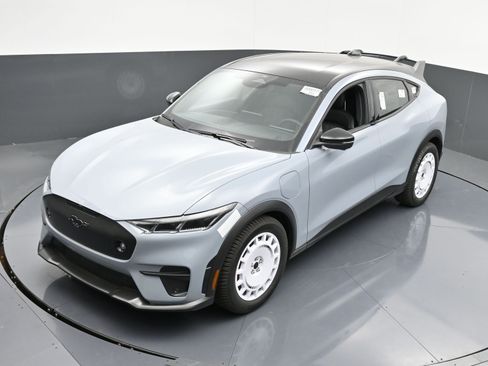 New 2025 Ford Mustang Mach-E GT image 20