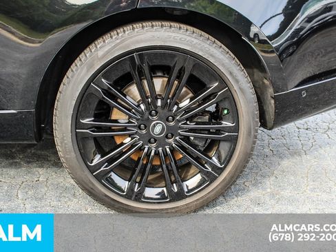 Used 2024 Land Rover Range Rover Long Wheelbase SE AWD/4WD image 15