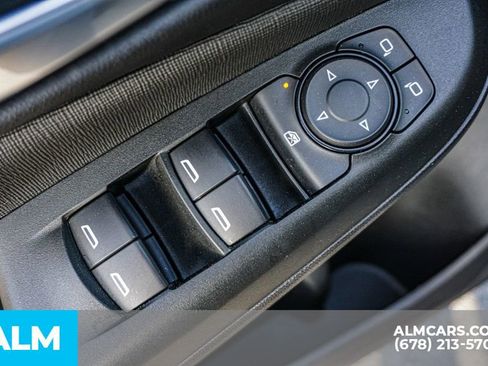 Used 2025 Buick Envista Preferred image 47