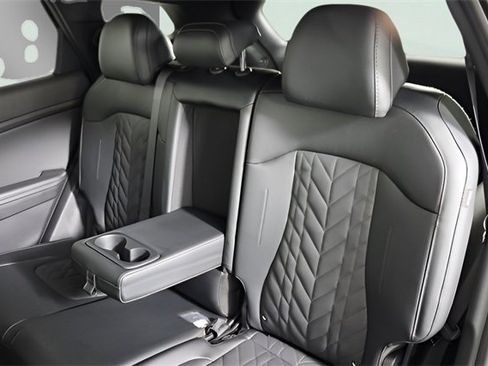 Used 2024 Kia Sportage X-Line w/ X-Line Premium Package image 12