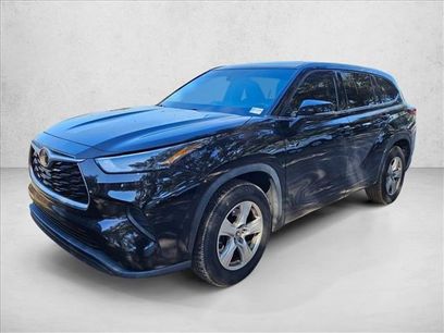 Used 2022 Toyota Highlander L