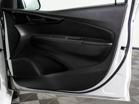 Used 2021 Chevrolet Spark LT w/ Spark Special Edition image 39