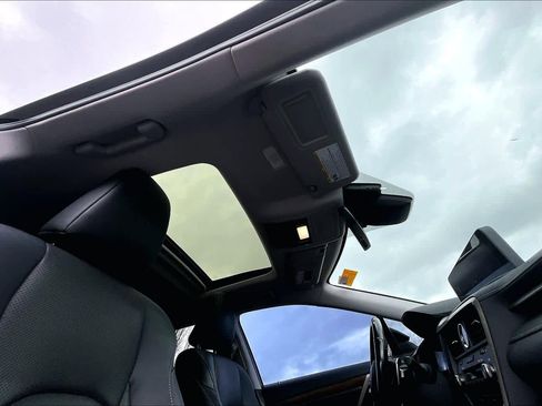 Used 2020 Lexus RX 450hL w/ Premium Package image 13