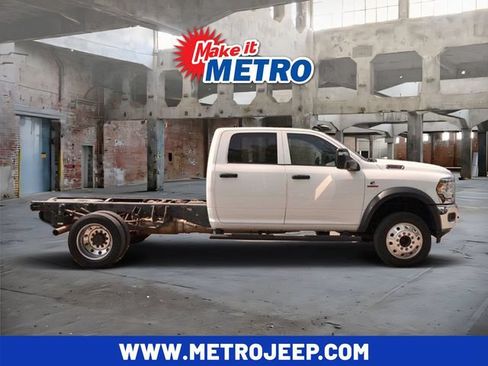 Used 2024 RAM 5500 Tradesman w/ Safety Group AWD/4WD image 1