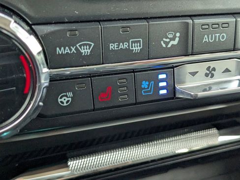 Used 2021 Ford F150 Limited AWD/4WD image 29