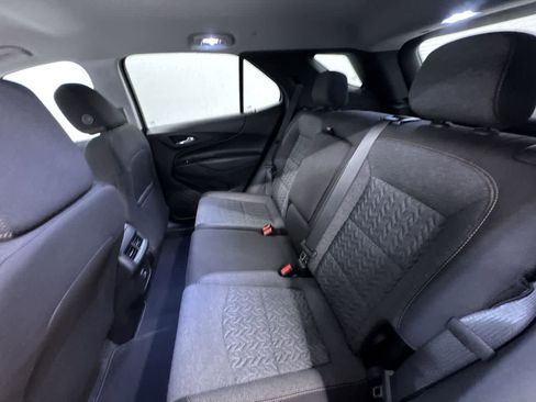 Used 2023 Chevrolet Equinox LT image 37