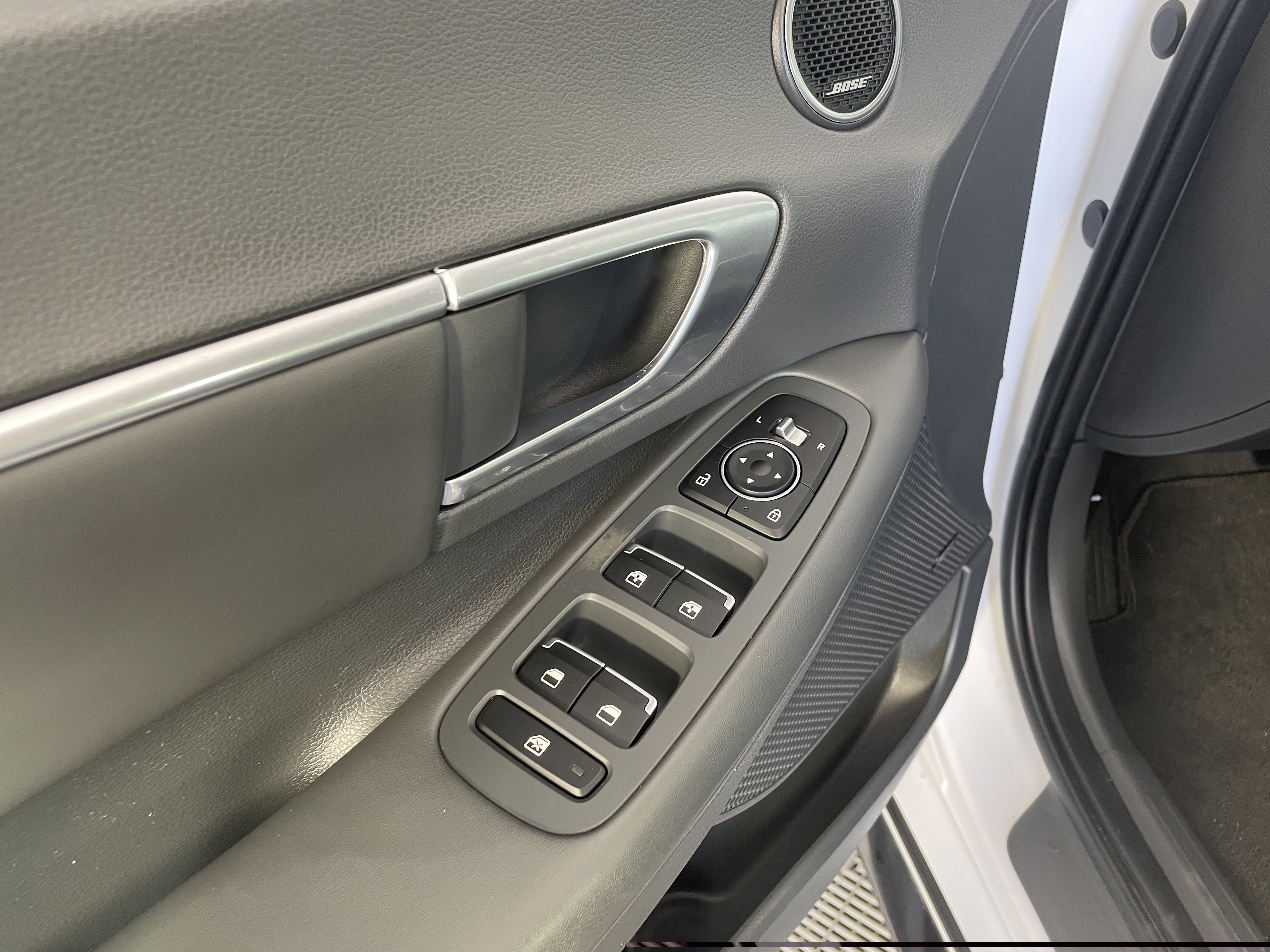 Used 2023 Hyundai Sonata SEL Plus w/ Preferred Accessory Package FWD image 11