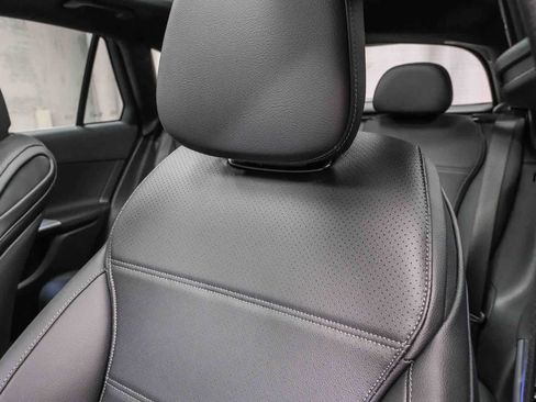 Certified 2026 Mercedes-Benz GLC 300 image 24