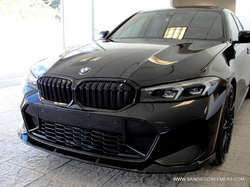 Used 2024 BMW 330i Sedan w/ M Sport Package RWD image 11
