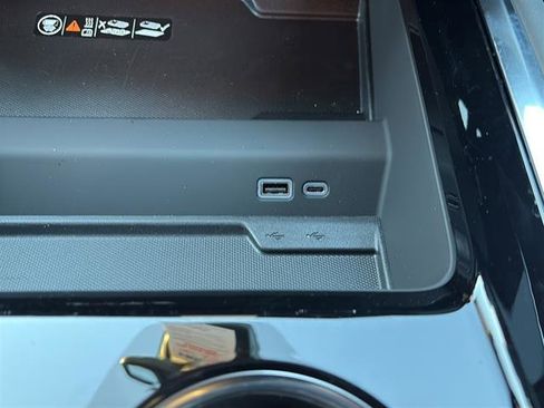 New 2025 Chevrolet Suburban Premier w/ Sun And Tow Package image 29