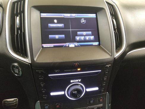 Used 2015 Ford Edge Sport w/ Equipment Group 401A AWD/4WD image 25
