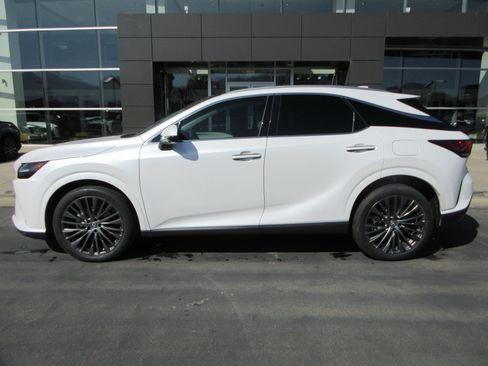 Used 2023 Lexus RX 350 AWD w/ Cold Area Package image 3