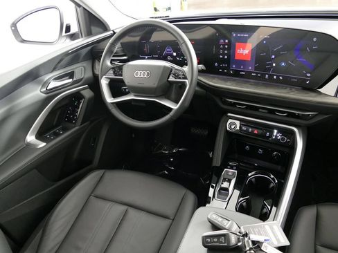 Certified 2025 Audi Q5 Premium w/ Convenience Package AWD/4WD image 24