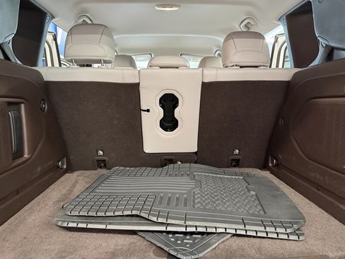 Used 2015 Jeep Renegade Limited w/ Safety & Security Group I AWD/4WD image 16