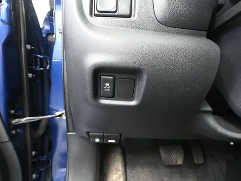 Used 2018 Nissan Versa SV image 28