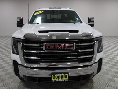 Used 2024 GMC Sierra 2500 SLT w/ SLT Convenience Package image 2