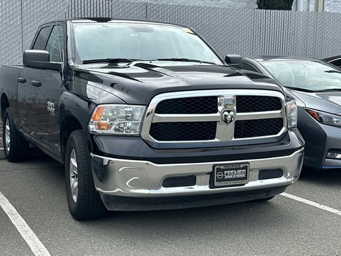 Used 2024 RAM 1500 Classic SLT image 2