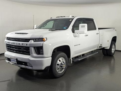 Used 2020 Chevrolet Silverado 3500 LTZ w/ LTZ Plus Package AWD/4WD image 4
