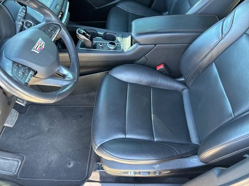 Used 2022 Cadillac XT4 Sport image 14