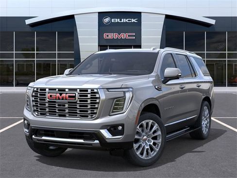 New 2026 GMC Yukon Denali w/ Sun & Power Step Package image 6