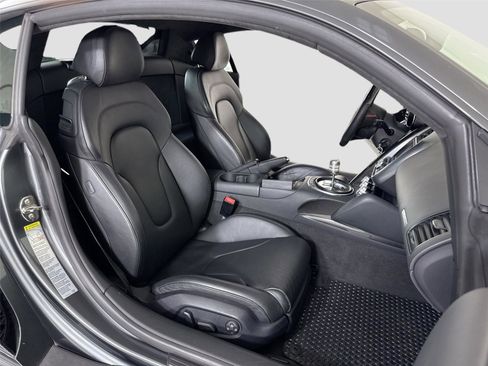 Used 2011 Audi R8 V10 image 23