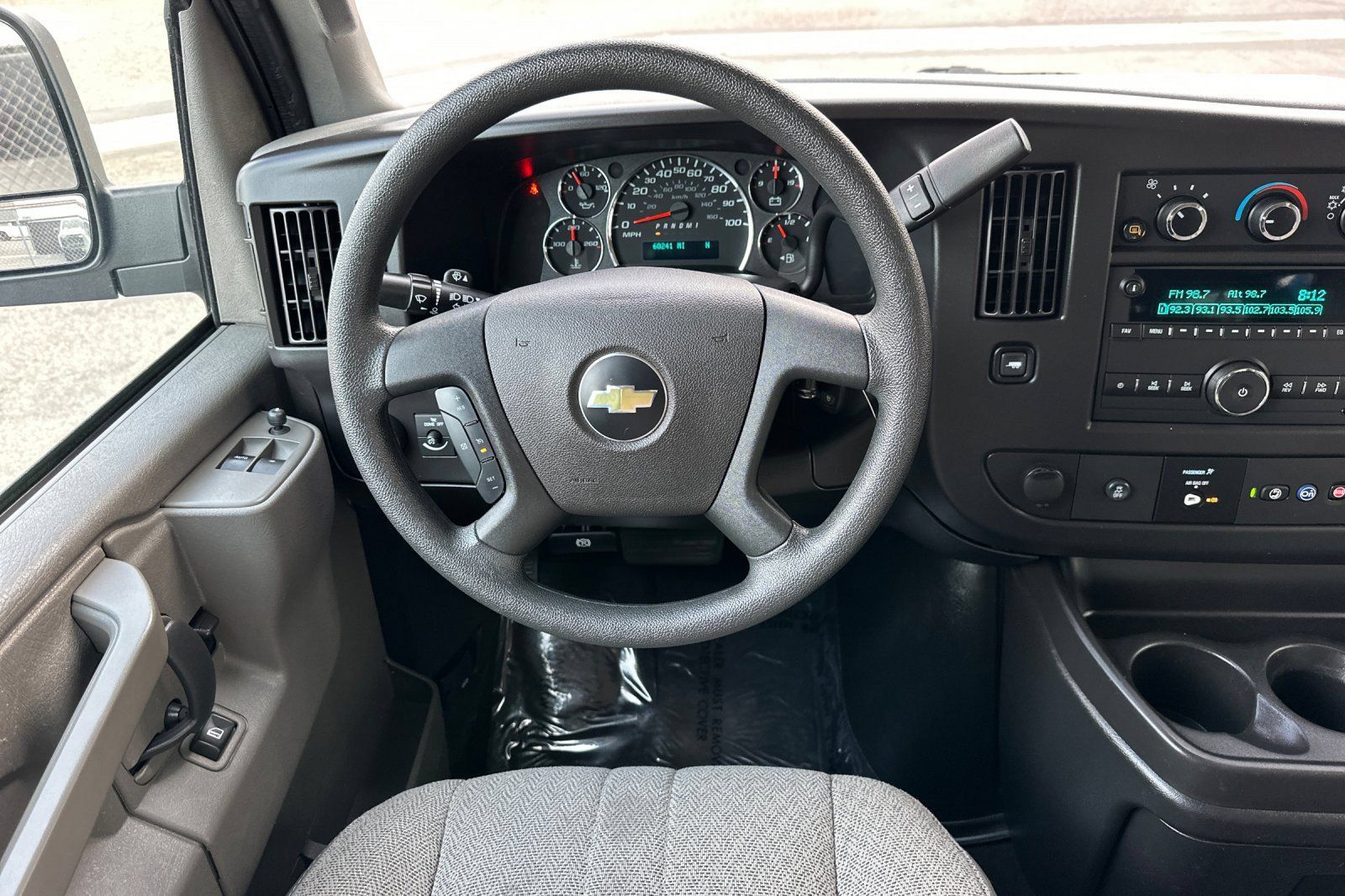 Certified 2024 Chevrolet Express 3500 LT w/ LT Preferred Equipment Group RWD image 16