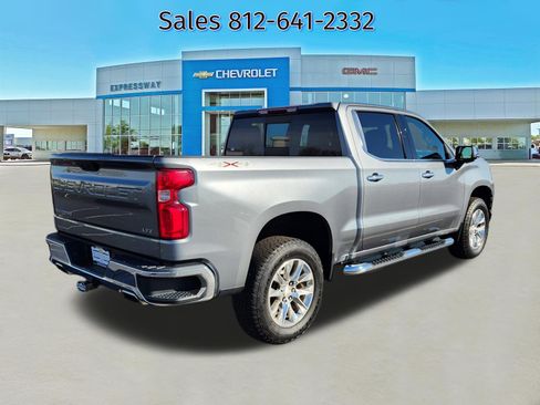 Used 2019 Chevrolet Silverado 1500 LTZ image 7