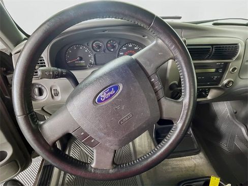 Used 2011 Ford Ranger XLT image 12