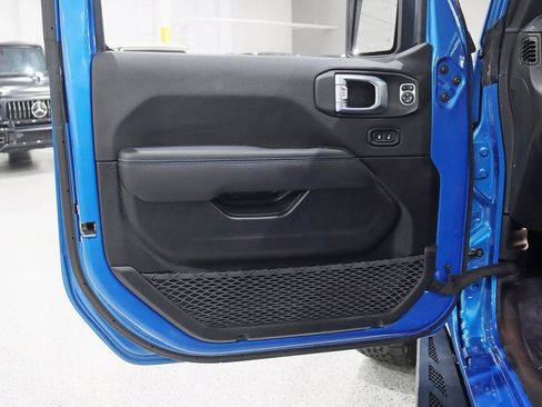 Used 2022 Jeep Wrangler Unlimited Rubicon 4xe w/ Cold Weather Group image 33