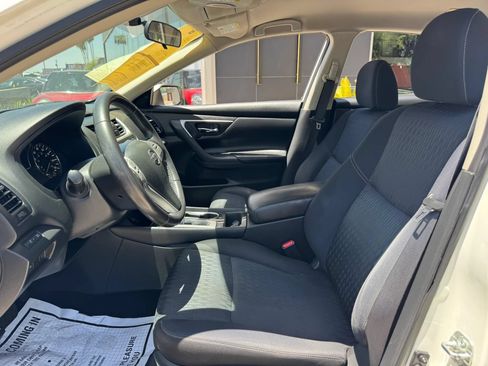 Used 2018 Nissan Altima 2.5 SV FWD image 14
