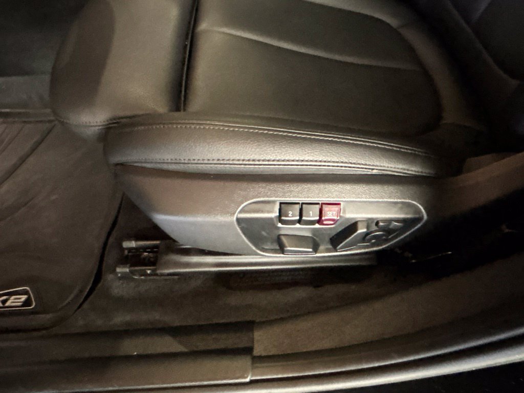 Used 2020 BMW X2 xDrive28i w/ Convenience Package AWD/4WD image 11