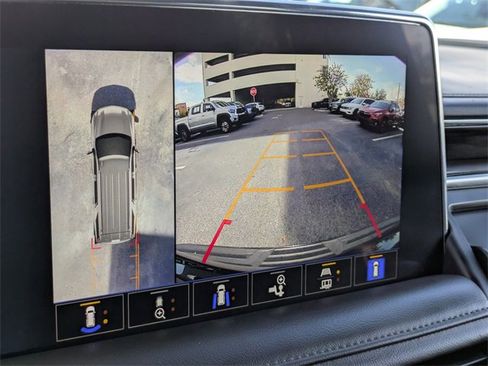 Used 2023 Chevrolet Tahoe LT w/ Luxury Package image 18