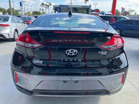 Used 2021 Hyundai Ioniq Blue image 6