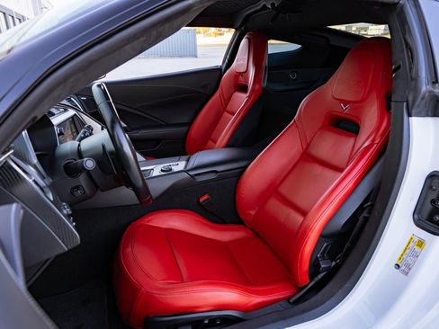 Used 2017 Chevrolet Corvette Z06 image 19