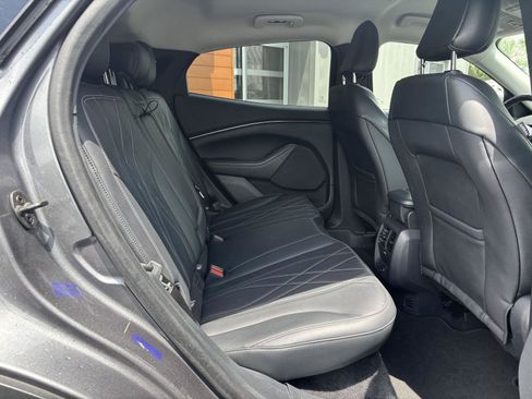 Used 2021 Ford Mustang Mach-E Select w/ Comfort/Technology Package RWD image 19