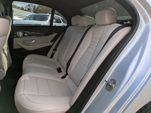 Used 2017 Mercedes-Benz E 300 image 12