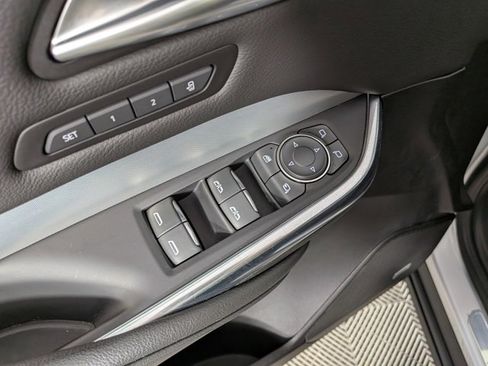 Certified 2022 Cadillac XT4 Premium Luxury w/ Enhanced Visibility Package image 16