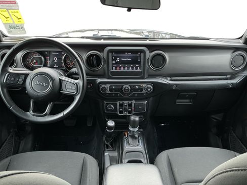Used 2022 Jeep Gladiator Sport AWD/4WD image 9