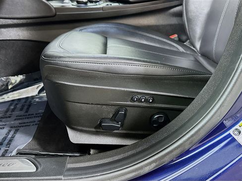 Used 2018 Alfa Romeo Giulia AWD image 19