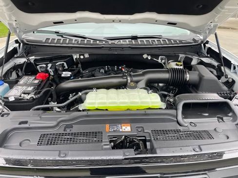 New 2026 Ford Expedition Active image 28