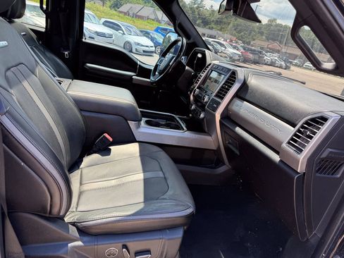 Used 2019 Ford F250 Platinum w/ Platinum Ultimate Package AWD/4WD image 14