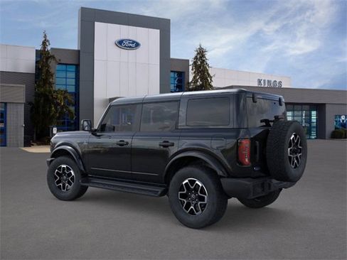 New 2026 Ford Bronco Outer Banks image 4