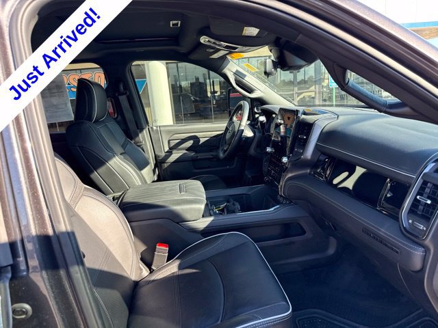 Used 2026 RAM 3500 Limited AWD/4WD image 17