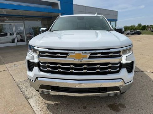Used 2024 Chevrolet Silverado 1500 LTZ AWD/4WD image 8