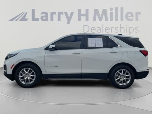 Used 2024 Chevrolet Equinox LT FWD image 2