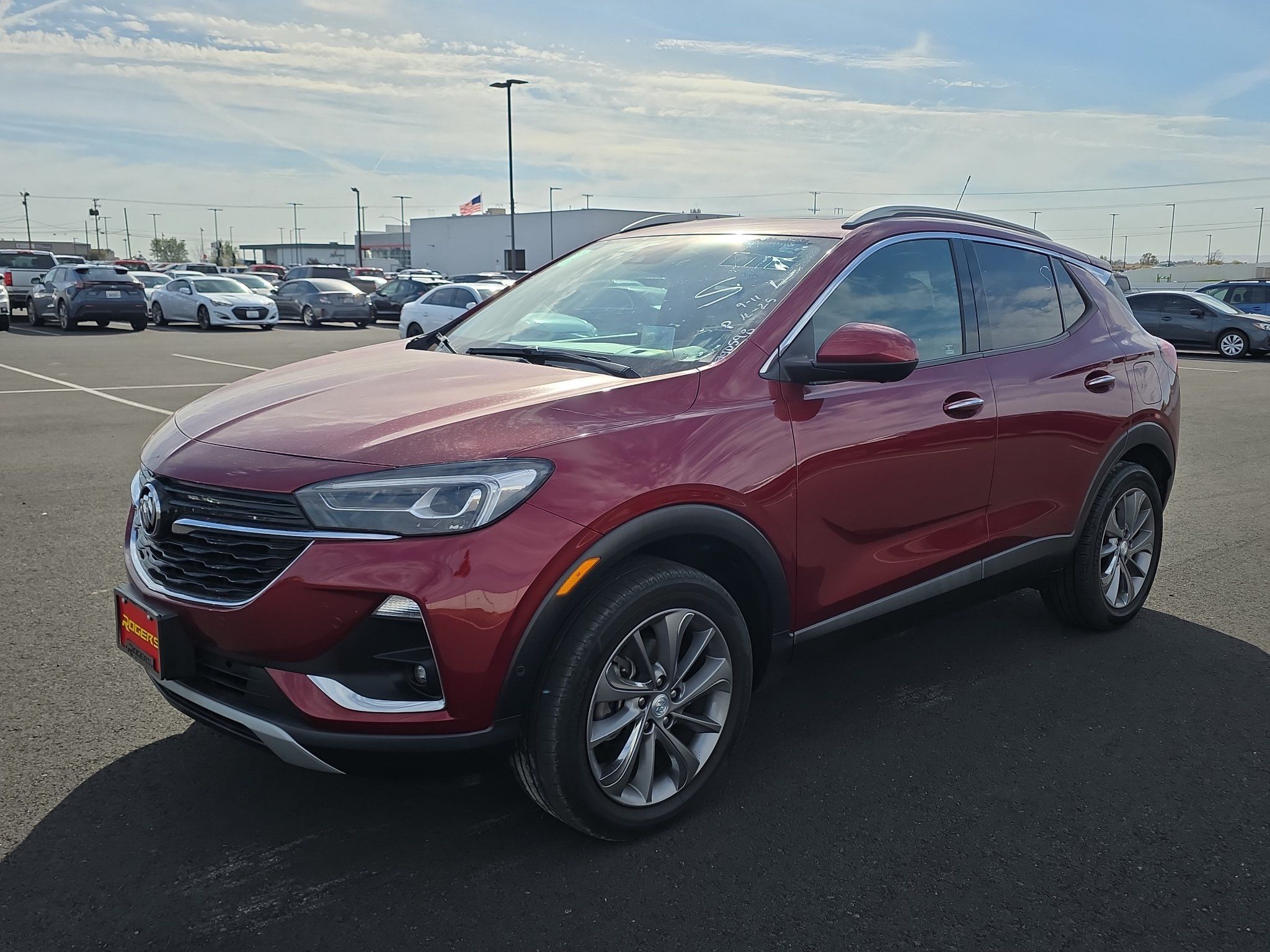 Used 2022 Buick Encore GX Essence w/ Advanced Technology Package AWD/4WD image 3