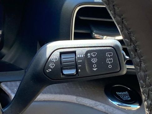 Used 2023 Ford Explorer Platinum w/ Technology Package AWD/4WD image 24